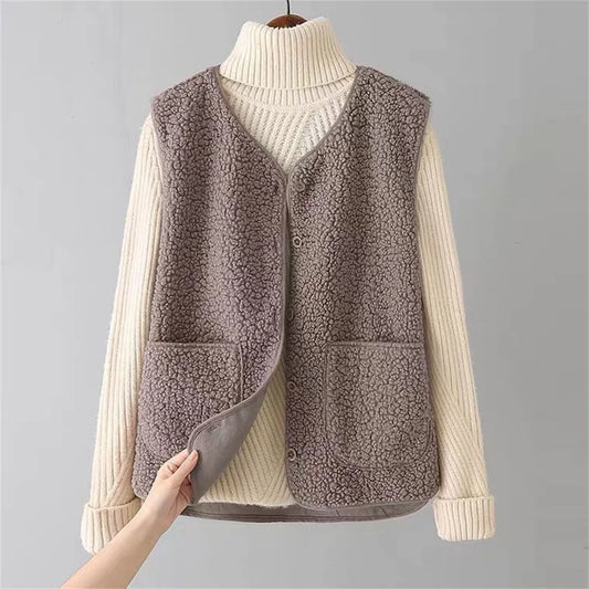 Silja - Women's Teddy Gilet with Side Pockets and Button Placket