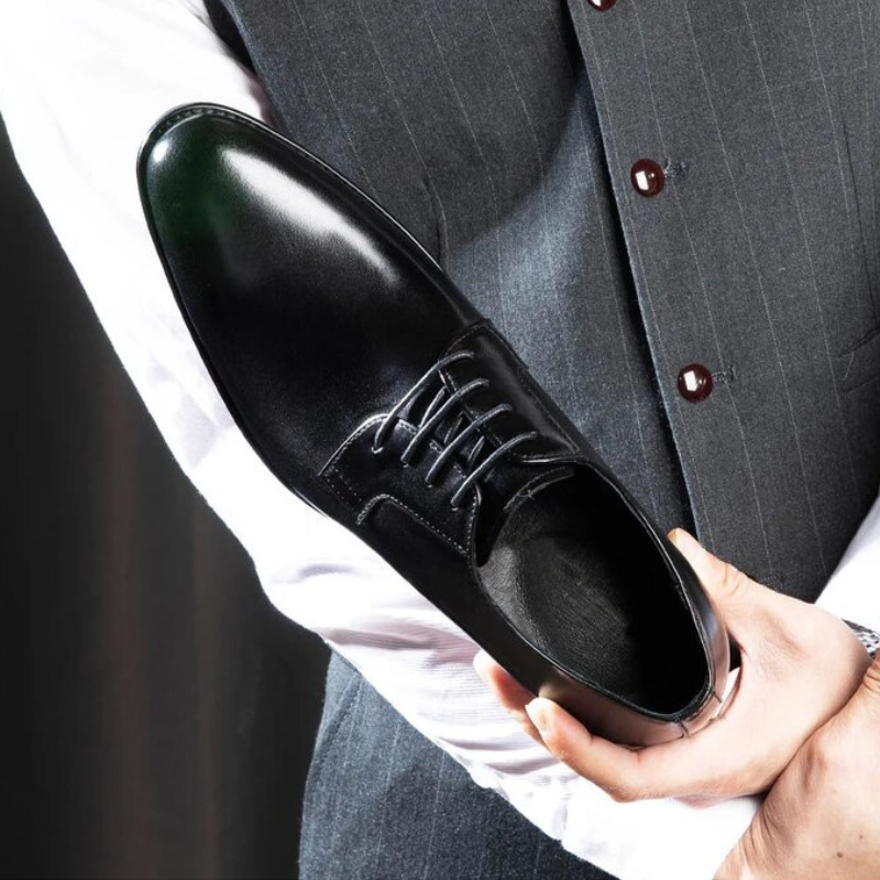 Men's Leather Shoes with Lace-Up Front