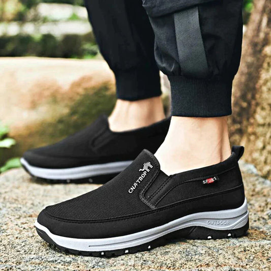 Men's Walking Shoes with Grip Sole