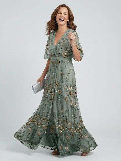 Women's Floral Halter Maxi Dress with Flowing Skirt