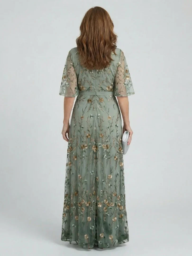 Women's Floral Halter Maxi Dress with Flowing Skirt