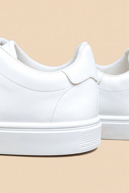Unisex Classic Lace-Up Low-Top Sneaker-9