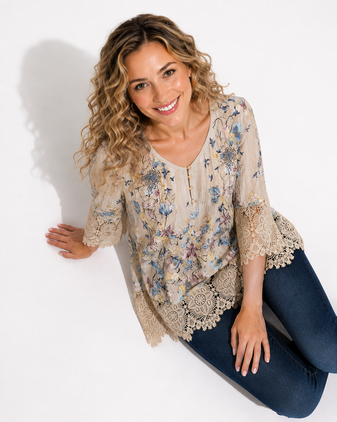 Women's Printed Top with Lace Hem