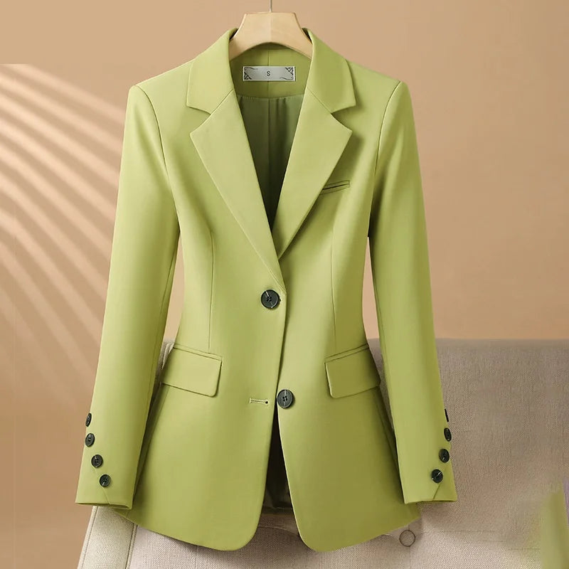Women's Single-Breasted Blazer with Tailored Fit