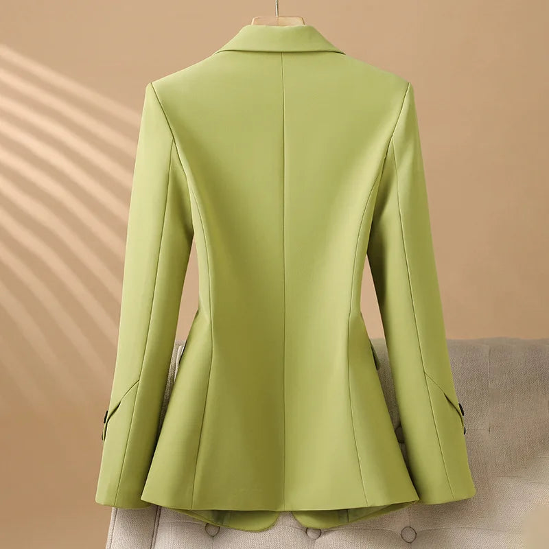 Women's Single-Breasted Blazer with Tailored Fit