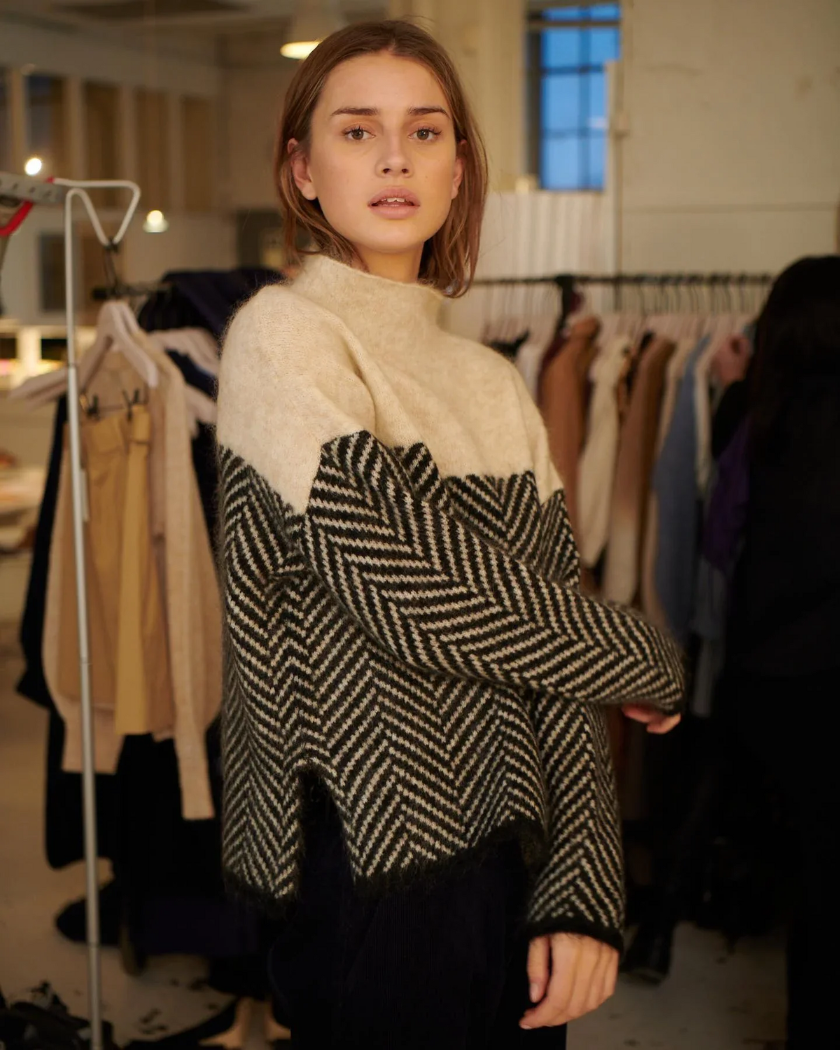 Women's Cashmere Blend Jumper with Roll Neck