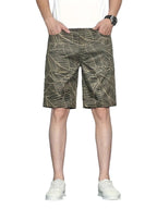 Men’s Shorts with Leaf-Pattern Print