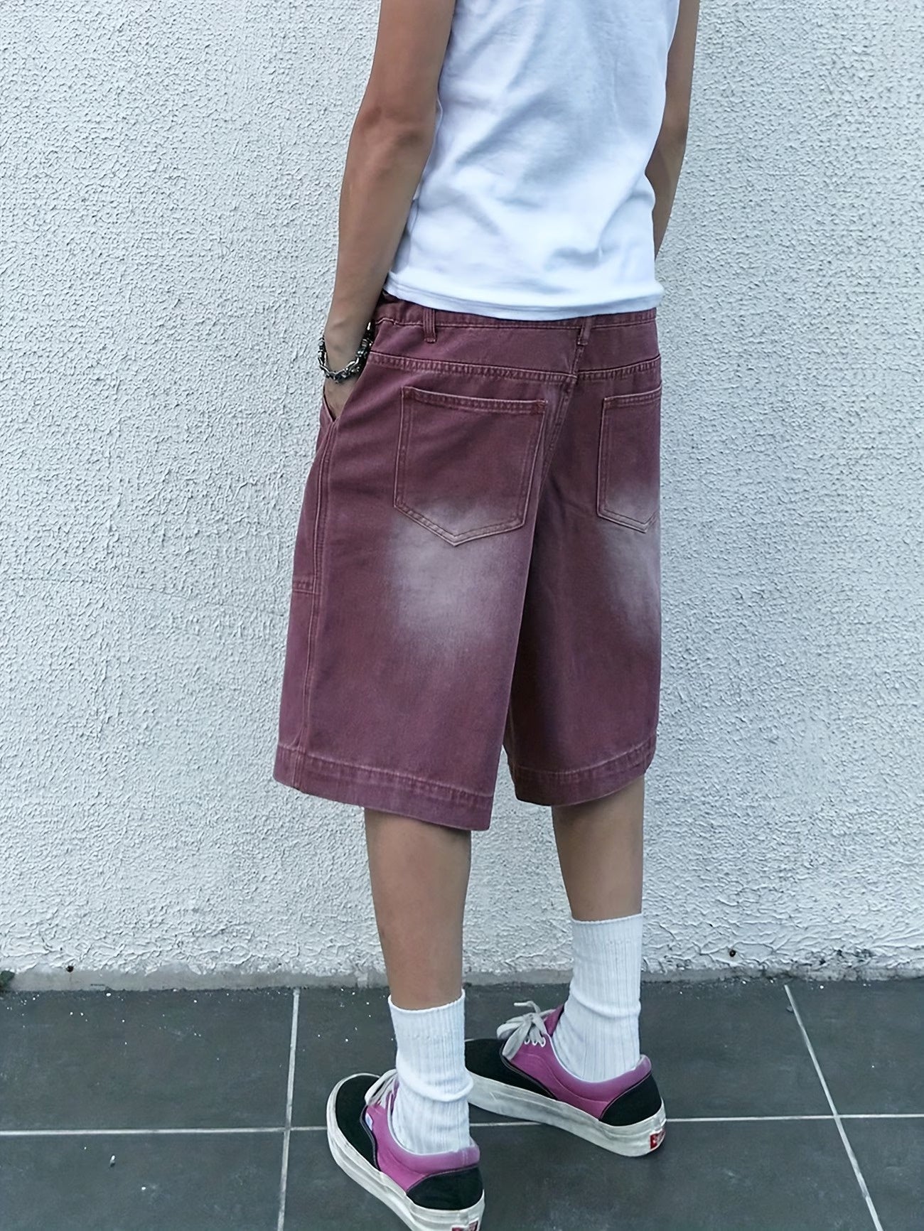 Men’s Straight-Leg Shorts with Drawstring