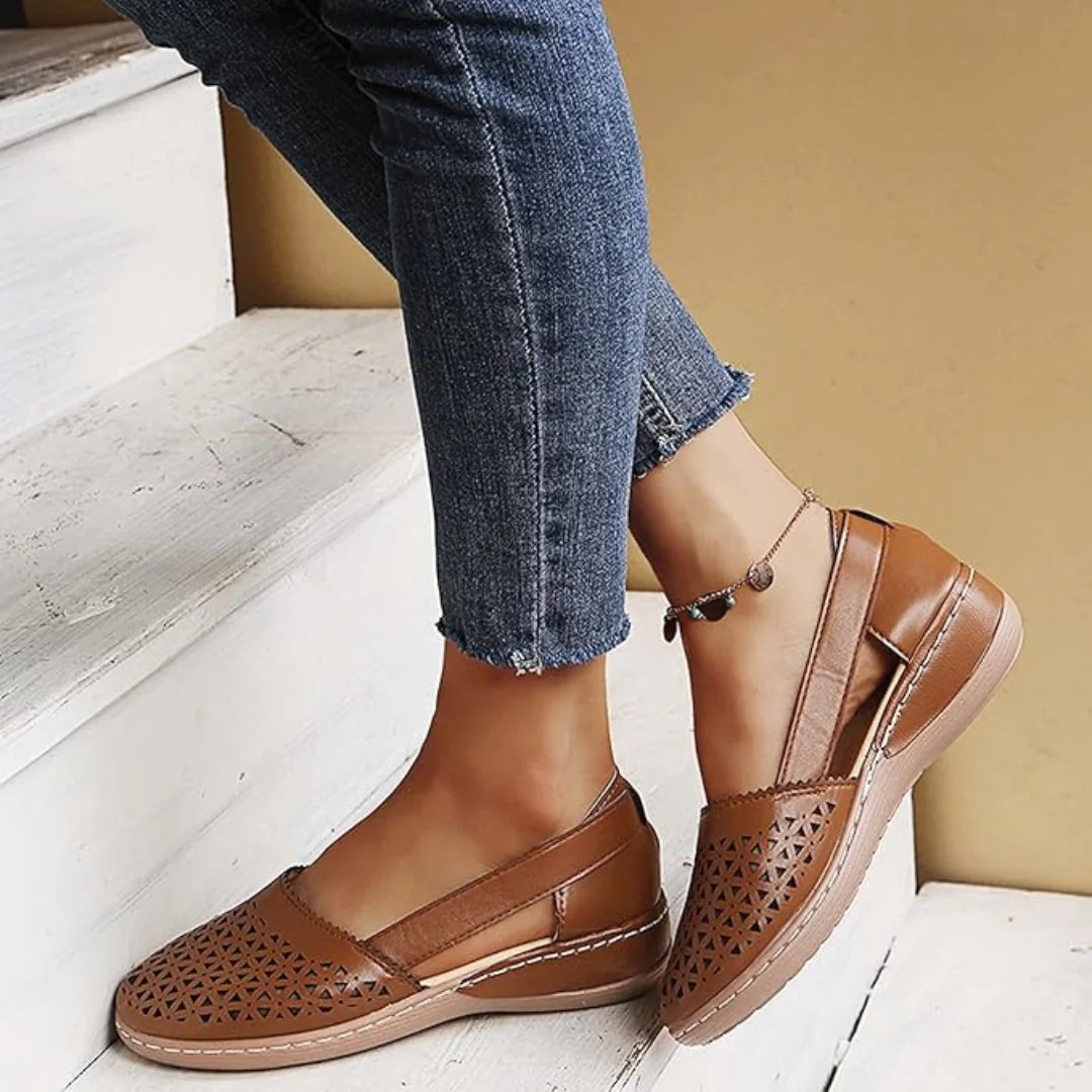 Women's Orthopedic Shoes with Cushioned Footbed