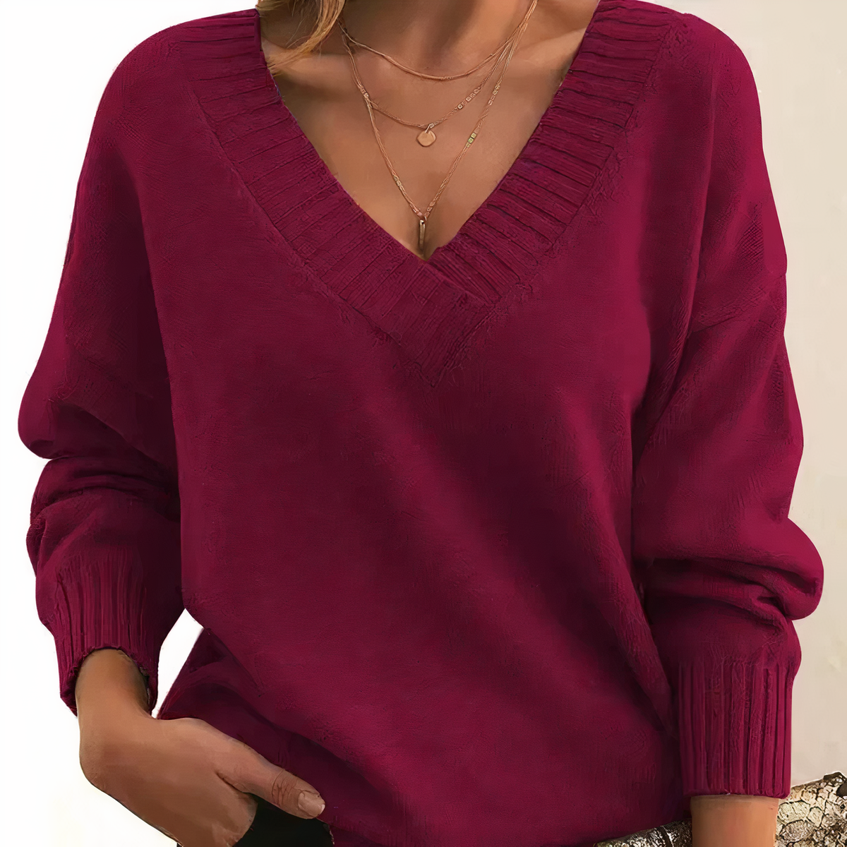 Women's Cashmere Blend Jumper with V-Neck