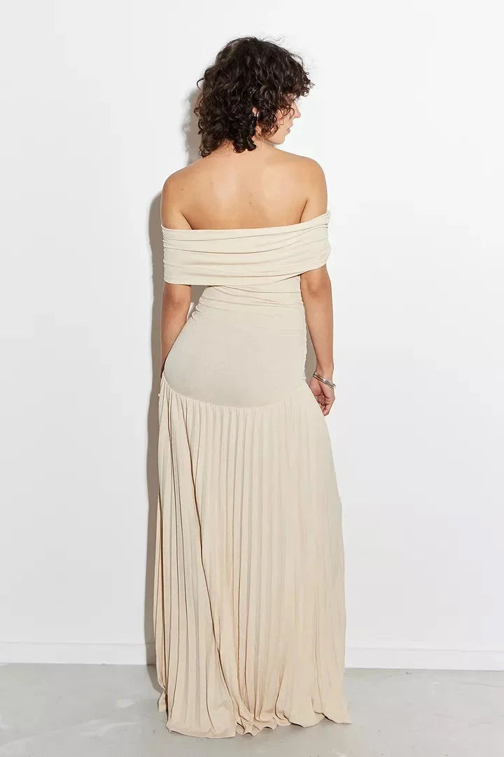 Women's Off-Shoulder Pleated Maxi Dress
