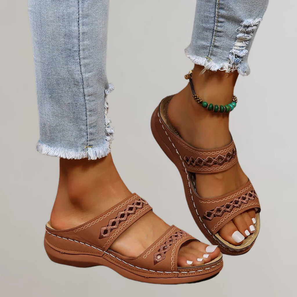 Women's Orthopedic Sandals with Adjustable Straps in Dark Brown